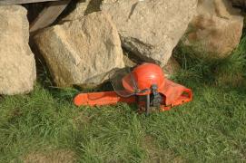 Motorsaege auf Stein/chainsaw/rocks Motorsaege auf Stein/chainsaw/rocks